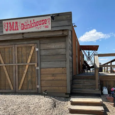 Jma Bunkhouse Villa